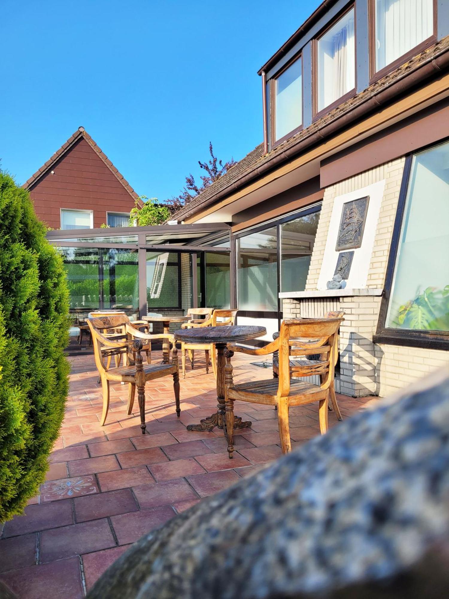 Strandnahe Moderne Ferienwohnung mit Garten Scharbeutz Exterior photo